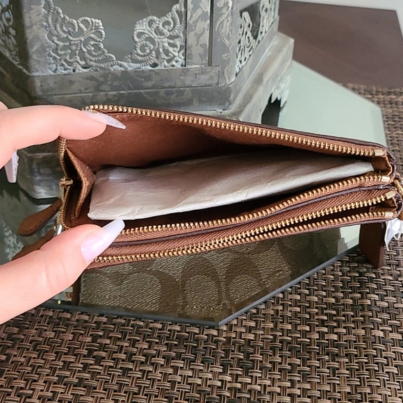 Coach logo wristlet wallet - Picture 4 of 6